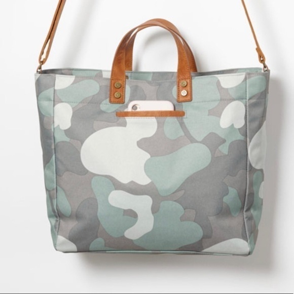 Soft Camo Step Up Tote - Picture 5 of 9